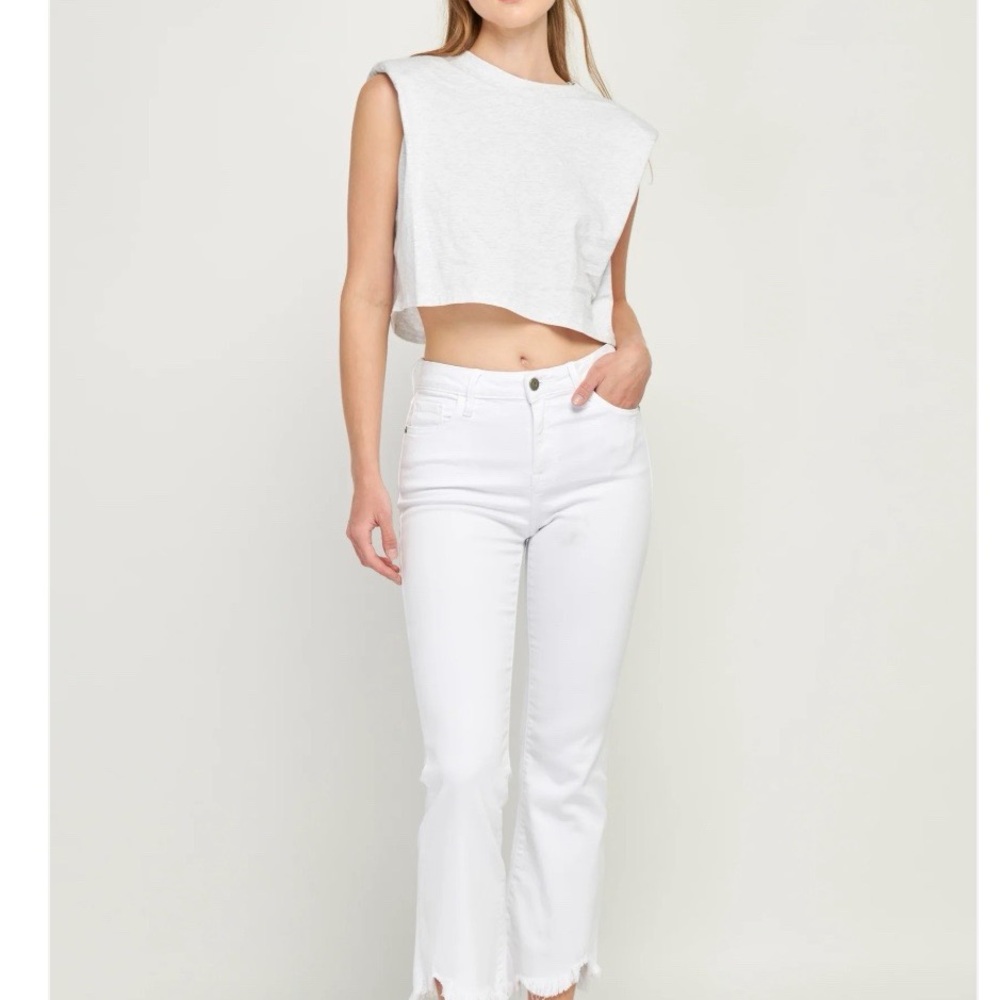 NWT Hidden Happi Frayed Crop Flared Jeans